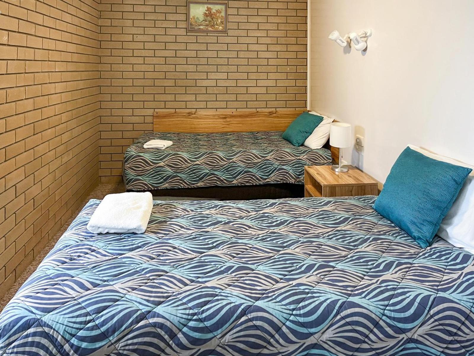 Holbrook Town Centre Motor Inn Dış mekan fotoğraf