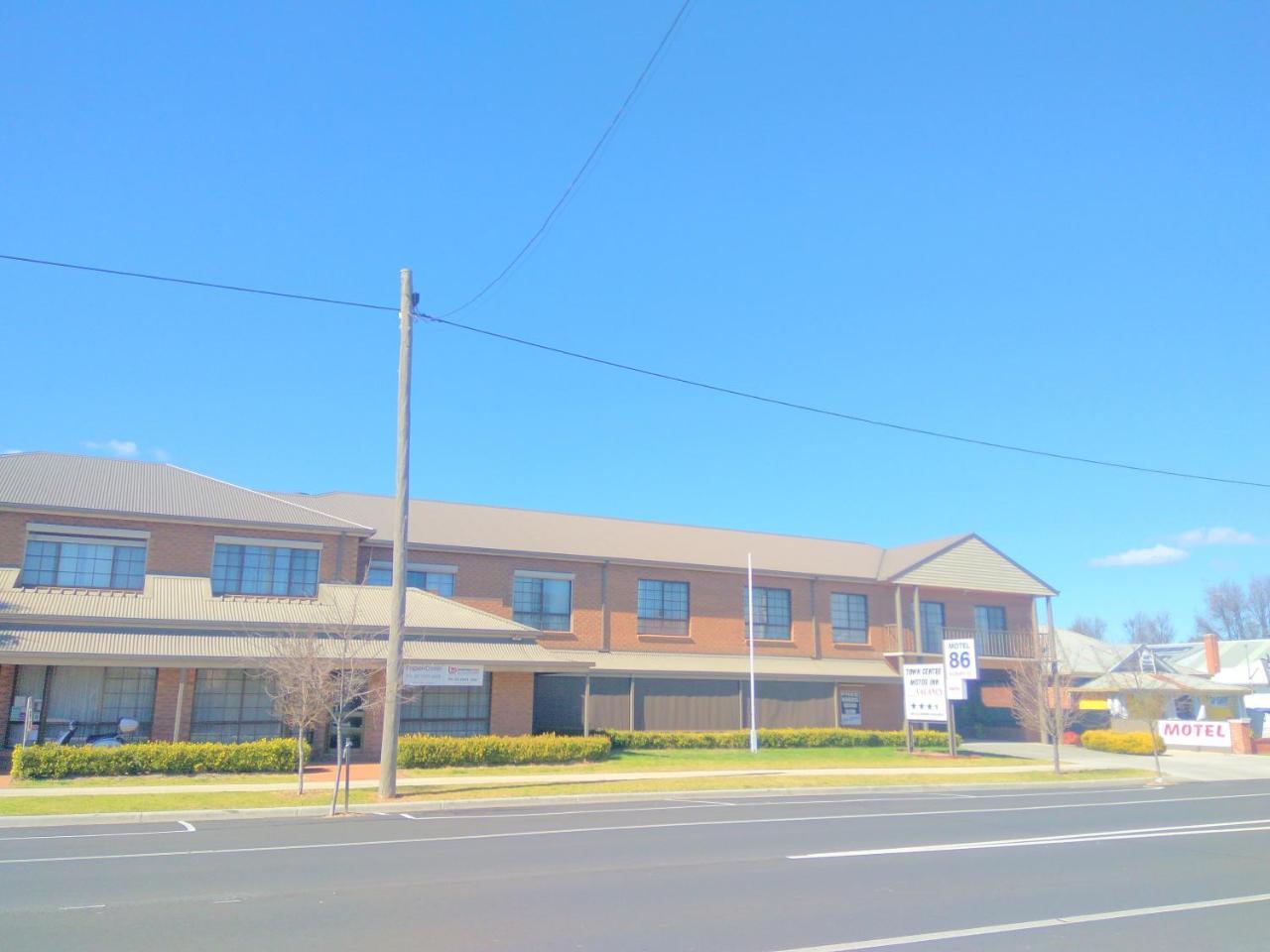 Holbrook Town Centre Motor Inn Dış mekan fotoğraf